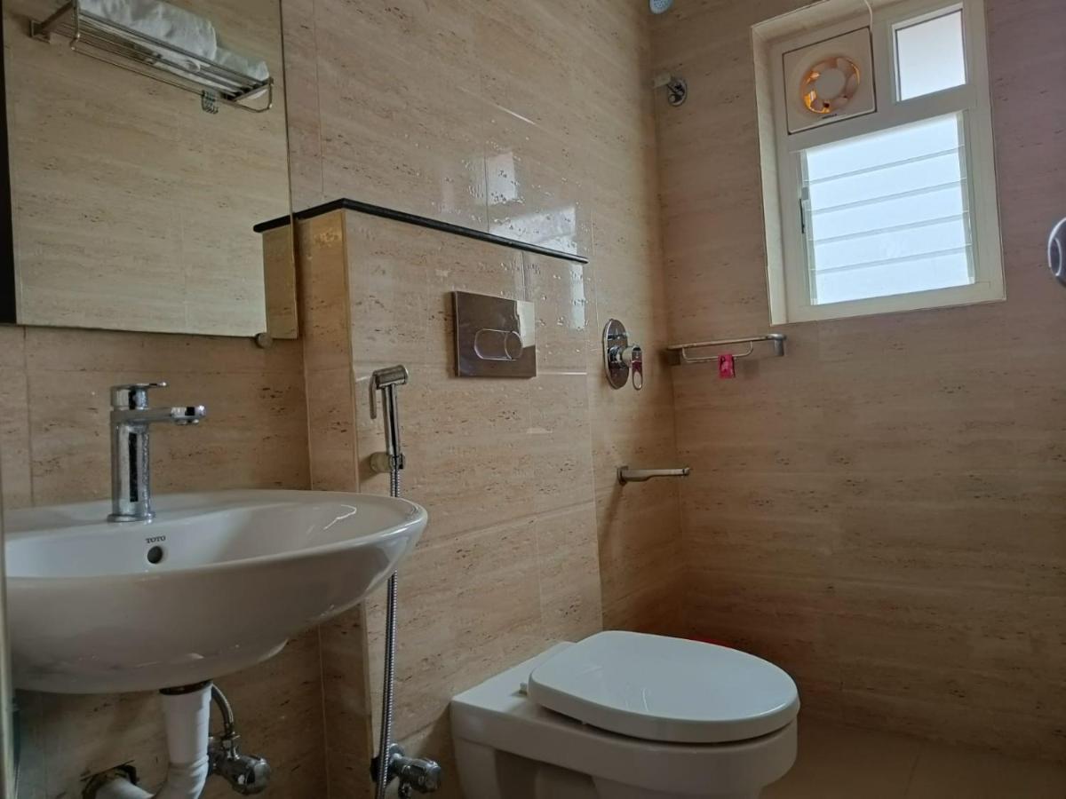 Sheldon Inn Kolkata Eksteriør bilde